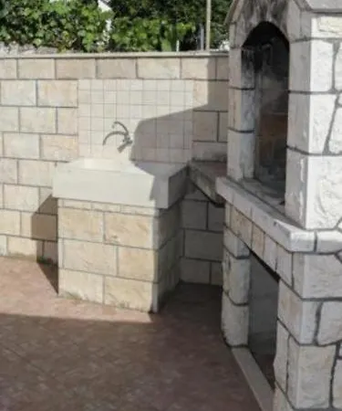 公寓 阿德里亚公寓 *