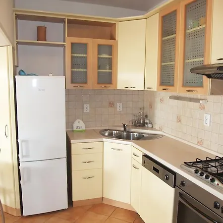 公寓 阿德里亚公寓 *